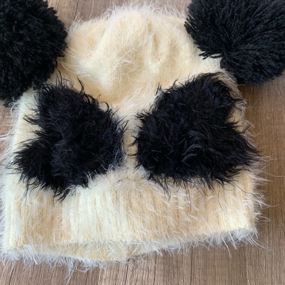 Panda winter hat - Picture 5 of 6